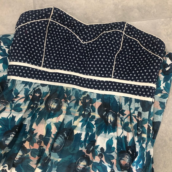 Blue Floral Print Strapless Dress - Picture 7 of 7